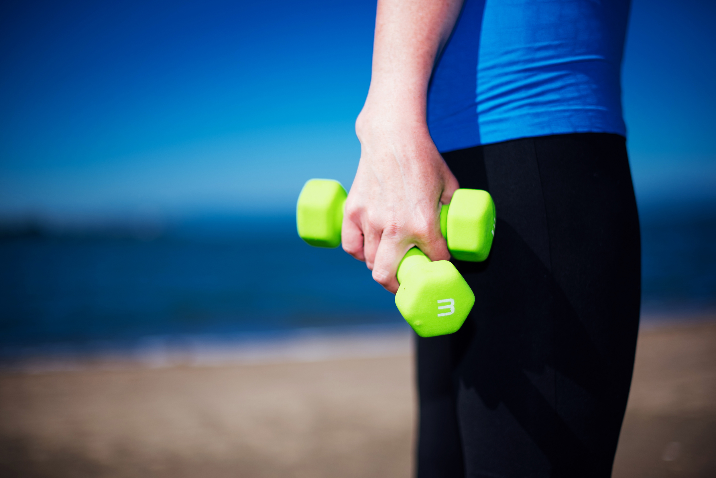 Lifting Light Weights Gains Big Results - Jennifer Ledford | Fitness ...